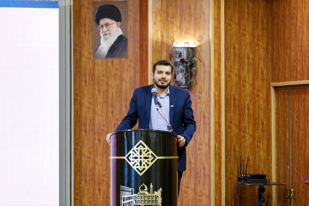 دی مچ آغاز به کار کرد
