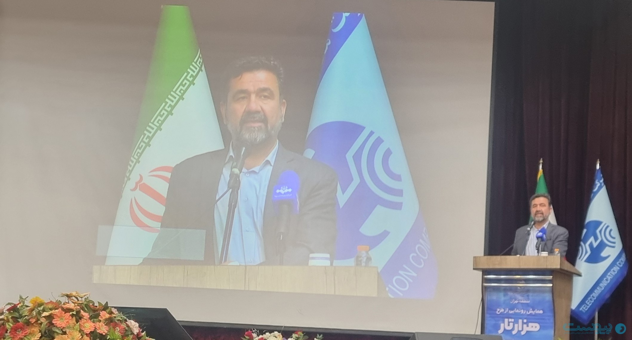 مدیرعامل شرکت مخابرات ایران: تا پایان سال آینده ۱.۵ میلیون اتصال به فیبر نوری برقرار میکنیم مدیرعامل شرکت مخابرات ایران: تا پایان سال آینده ۱.۵ میلیون اتصال به فیبر نوری برقرار میکنیم