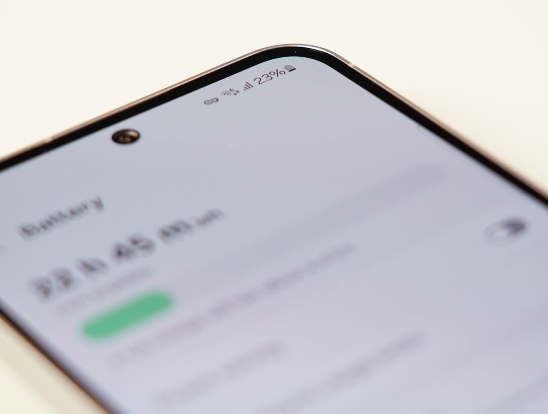 باتری و شارژدهی S24fe 