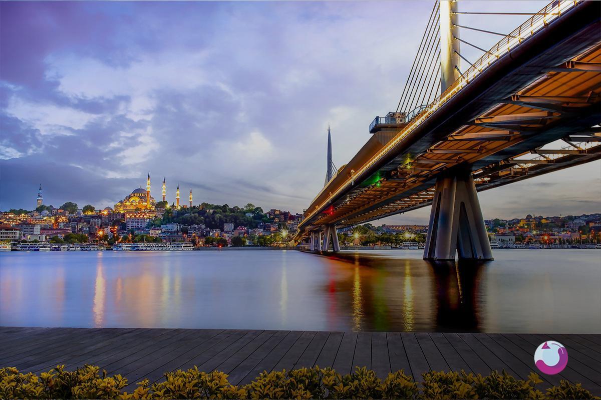 تور استانبول هوایی یا زمینی؟ مقایسه قیمت، مزایا و معایب