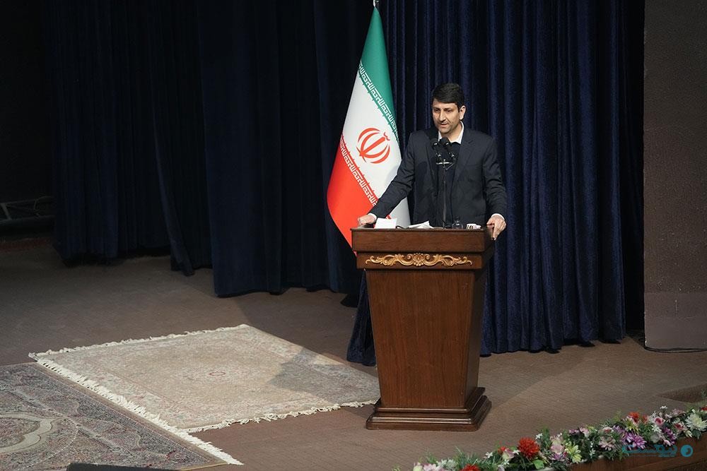 رئیس جمهوری: از پیشرفت‌های حوزه هوا و فضا حمایت می‌کنیم