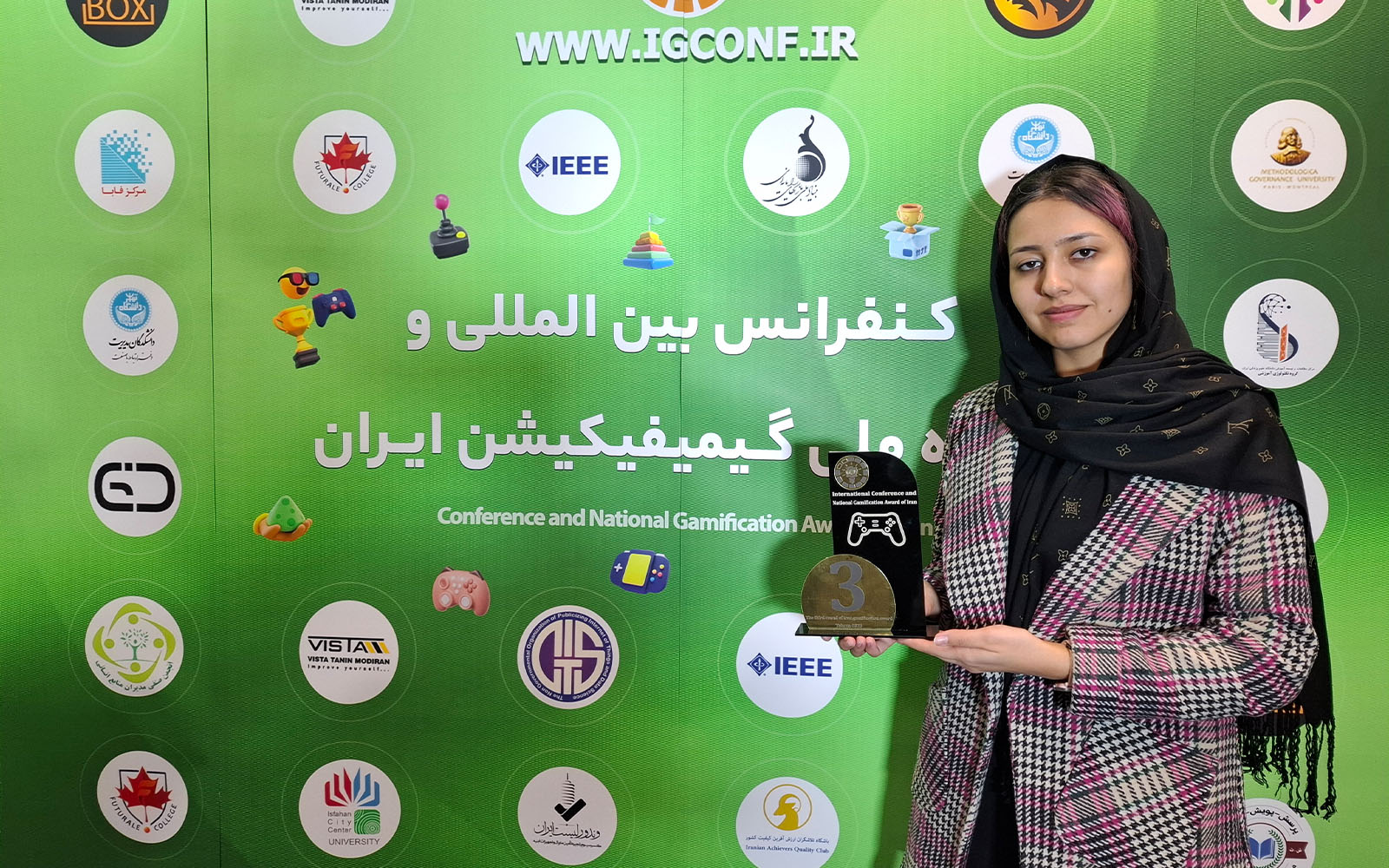 ریزآموز برنده جایزه ملی گیمیفیکیشن شد