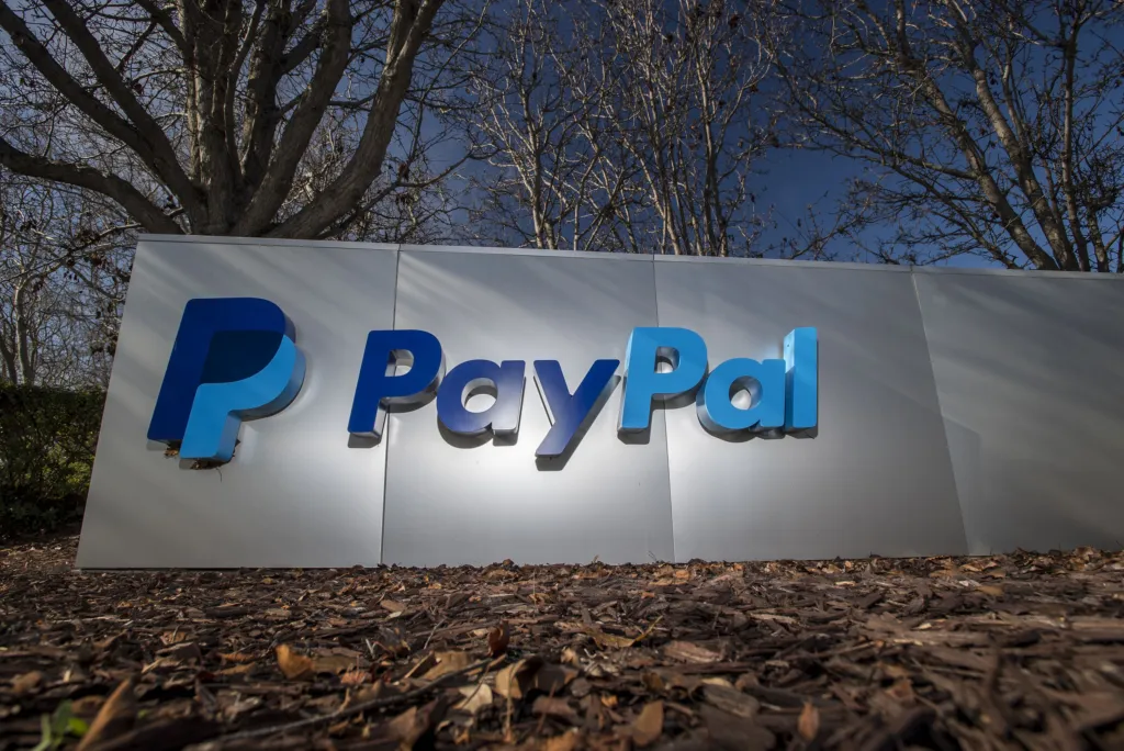 شرکت‌های پرداخت چگونه رمزارزهای پایدار را به جریان اصلی می‌آورند