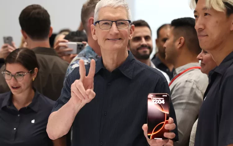 آیفون ۱۶ پرفروشترین گوشی جهان در سهماهه اول ۲۰۲۵ شد آیفون ۱۶ پرفروشترین گوشی جهان در سهماهه اول ۲۰۲۵ شد