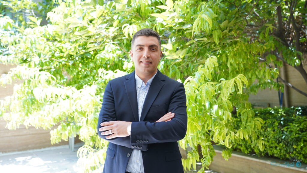 آرمین کریمی، مدیرعامل ماکسیم