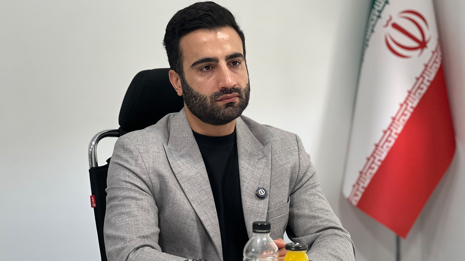 برخی پلتفرم‌ها فقط منافع خود را دنبال می‌کنند — کارنگ