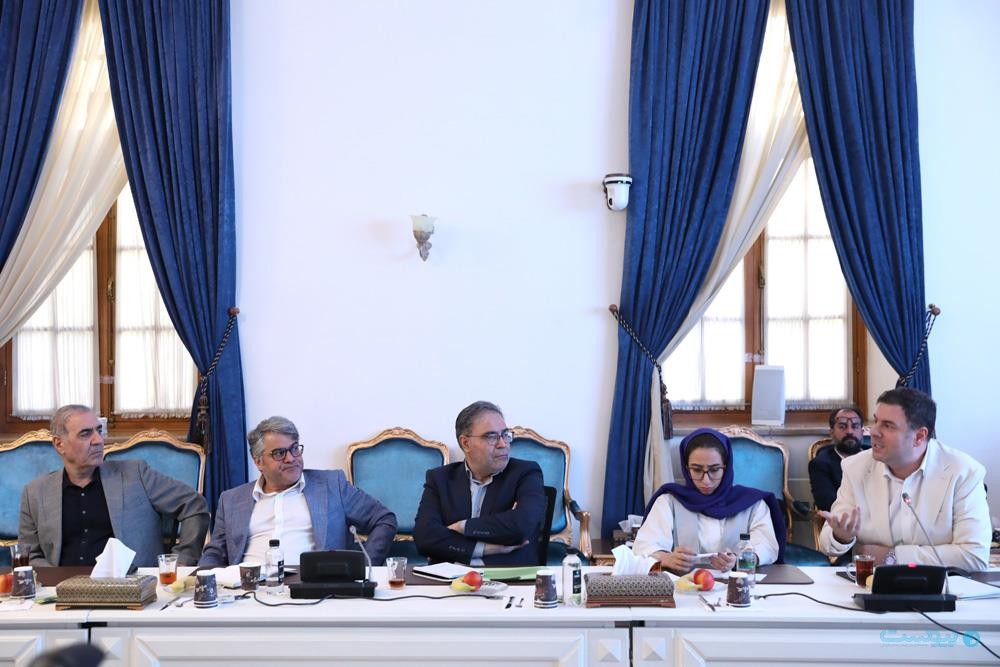 مدیران اپراتورها: باتری‌های تولید داخل، کیفیت پایینی دارند اما اجازه واردات نداریم