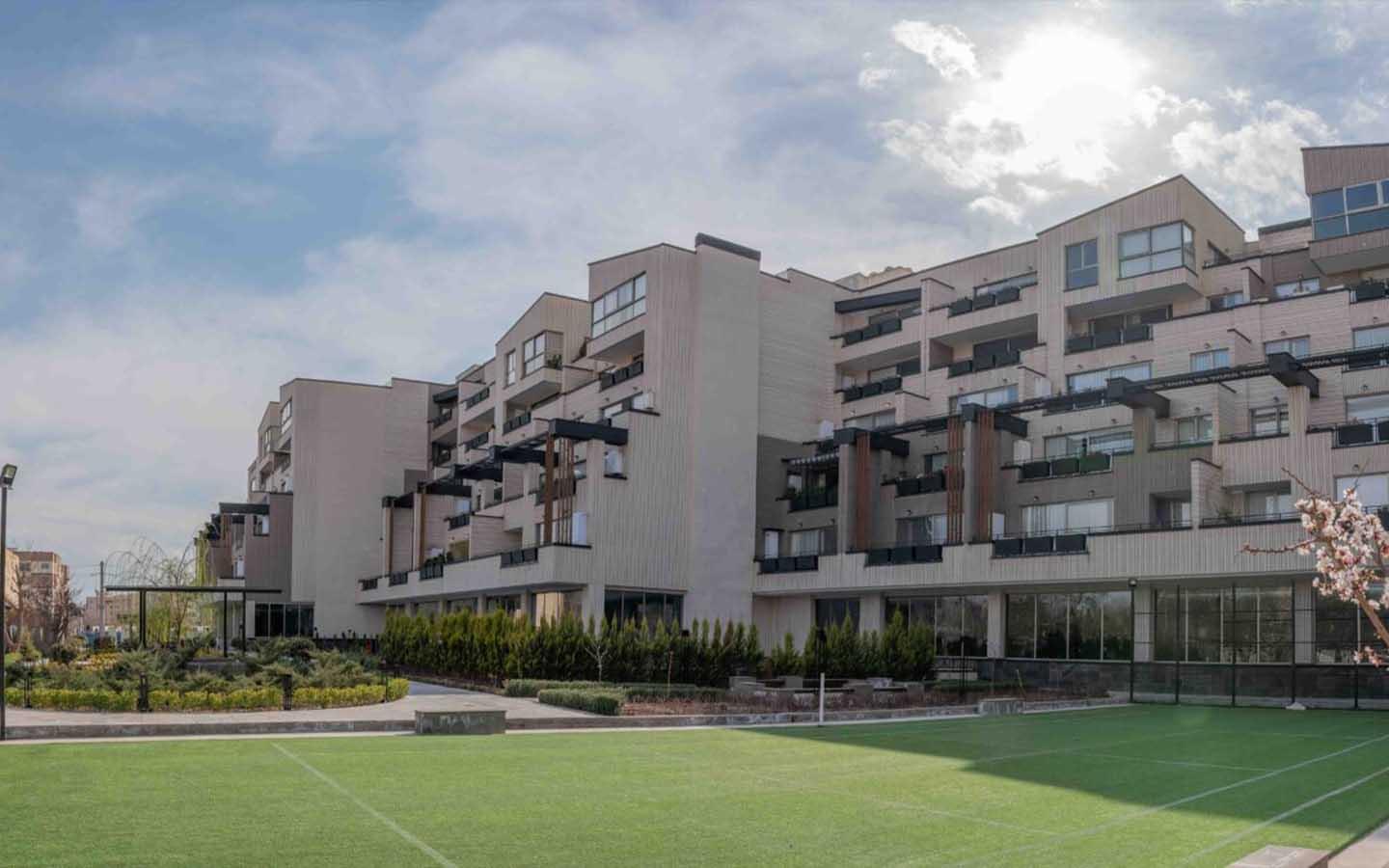🏙 زندگی لوکس با نصف هزینه تهران؛ چرا مهرشهر انتخاب سرمایه‌گذاران شده است؟