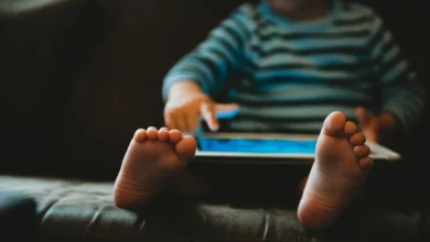 مطالعه‌ای در سنگاپور: ارتباط میان مواجهه نوزادان با صفحه نمایش و اضطراب نوجوانی