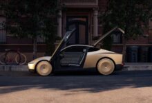 تسلا ظاهراً آماده عرضه Cybercab به مشتریان تجاری است