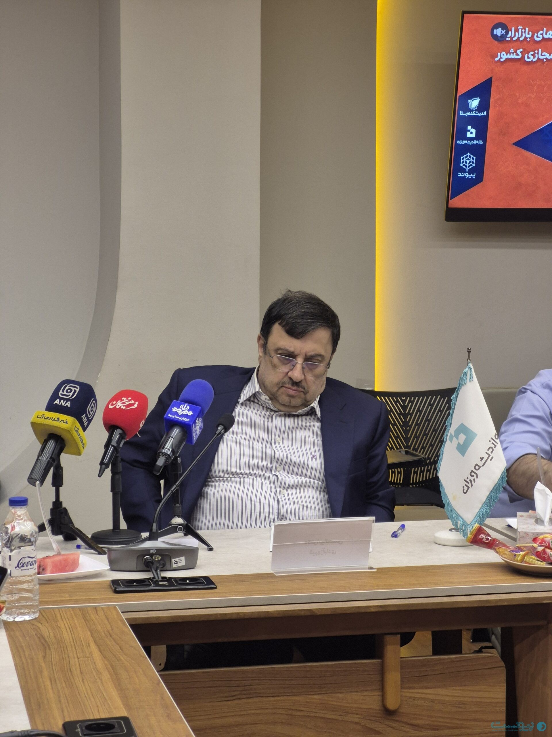 معاون وزیر ارتباطات: استارلینک آخرین میخ تابوت بر حکمرانی فضای مجازی است